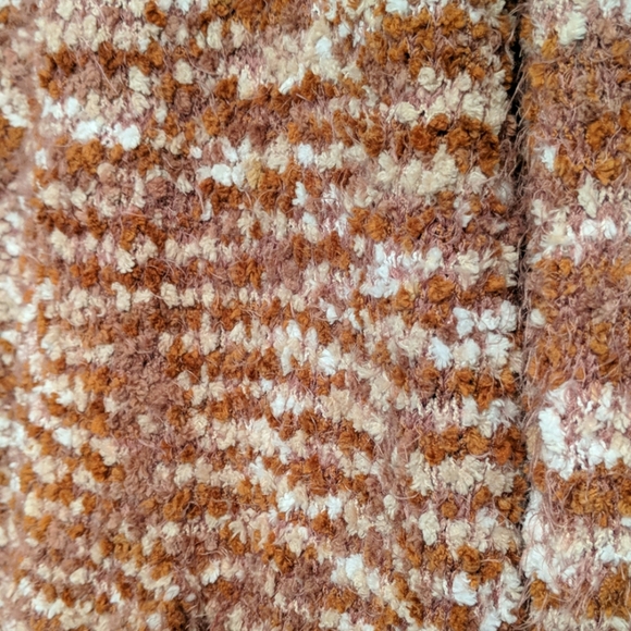 Peyton Promise sweater - Picture 8 of 8